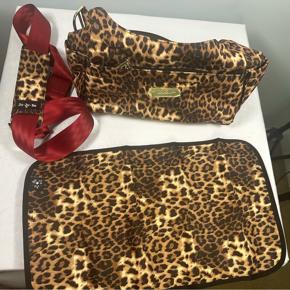 Ju-Ju-Be Leopard Print Bag